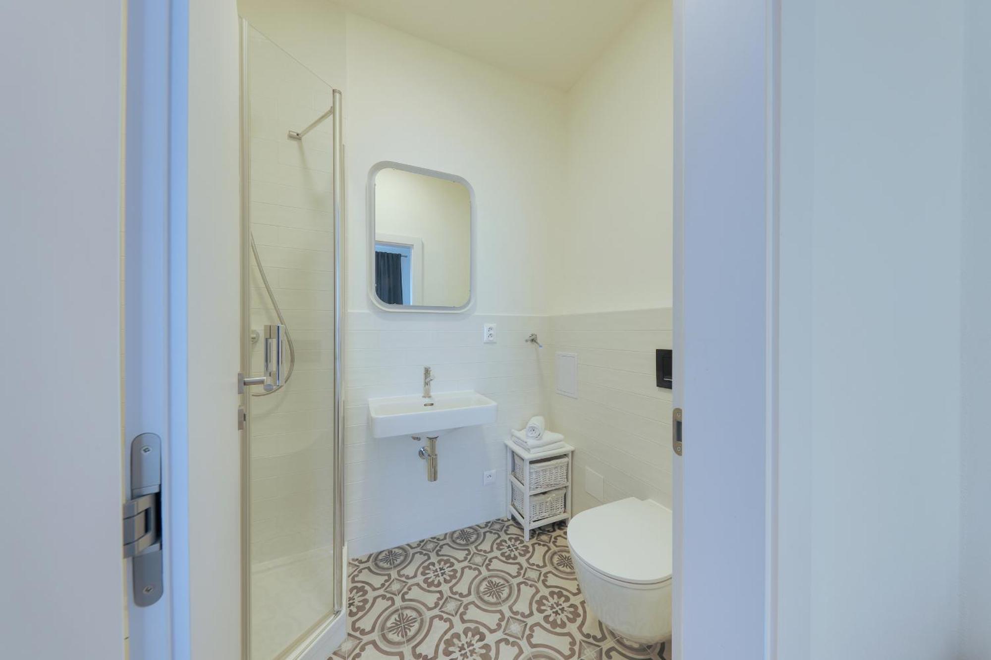 Shone Apartment Old Town 2 Bedroom Bratislava Exterior foto